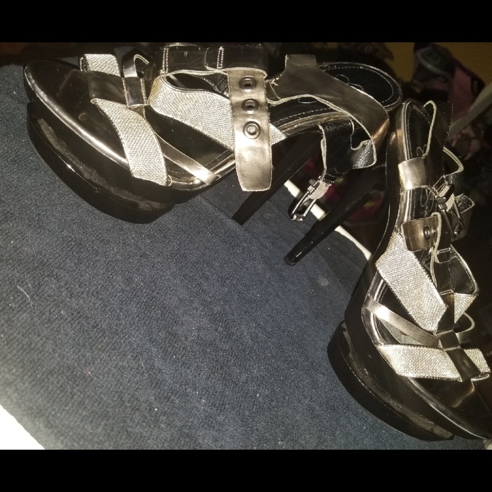 Seductive Stilettos! - image 4